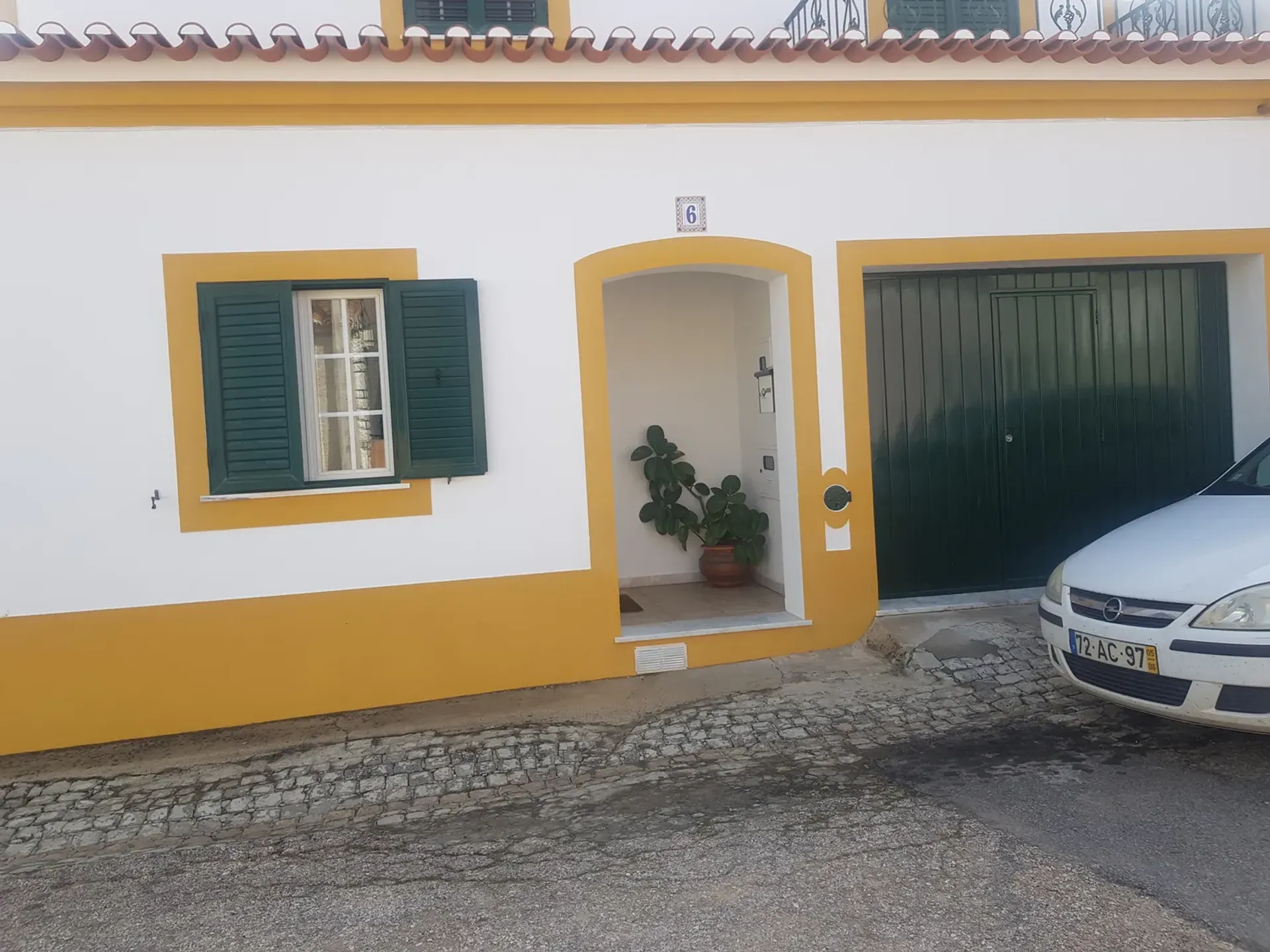 Rumah di Santo Amaro, 6 Rua António Correia de Sá 10004173