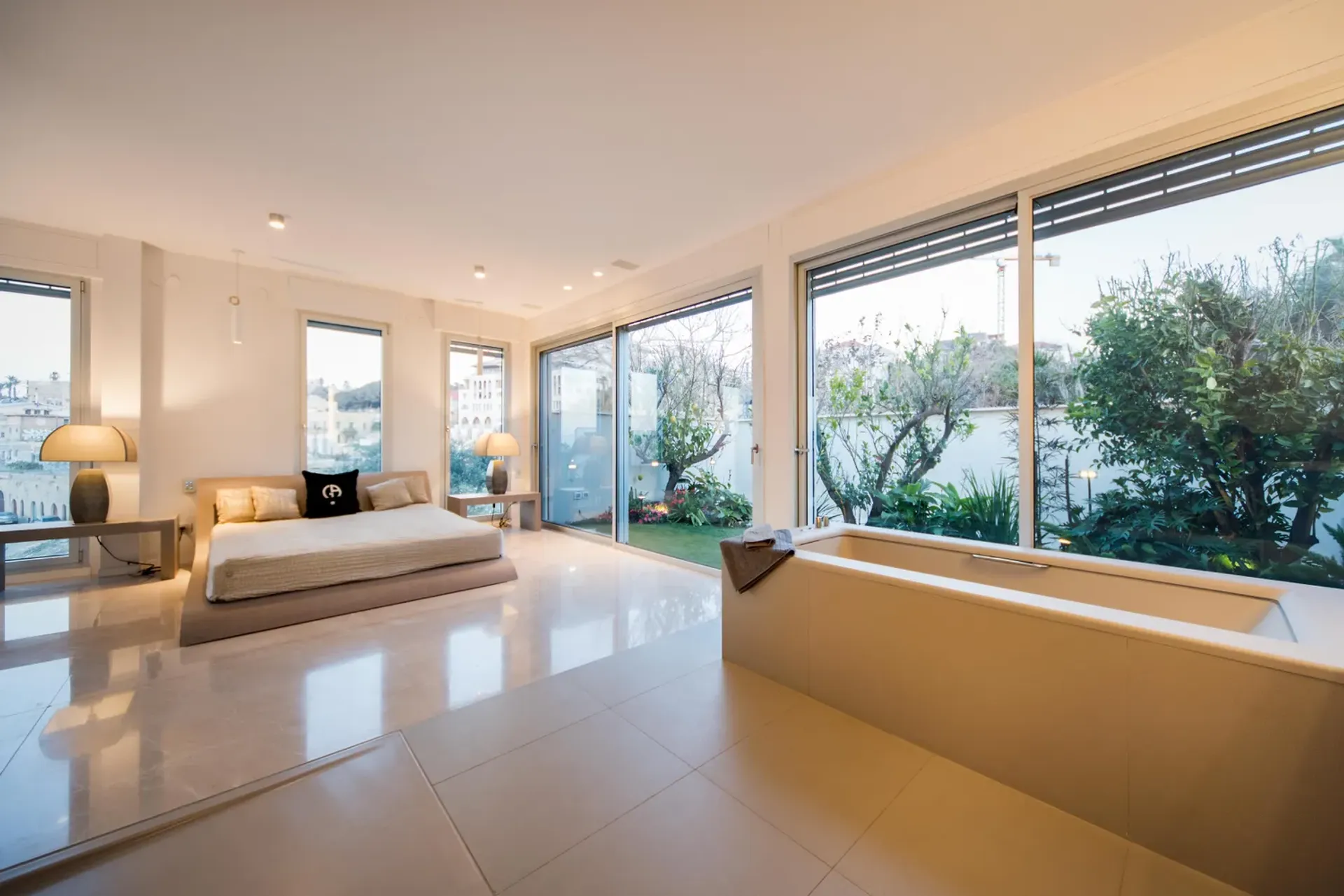 Condominio nel Tel Aviv-Yafo, Tel Aviv District 10004237