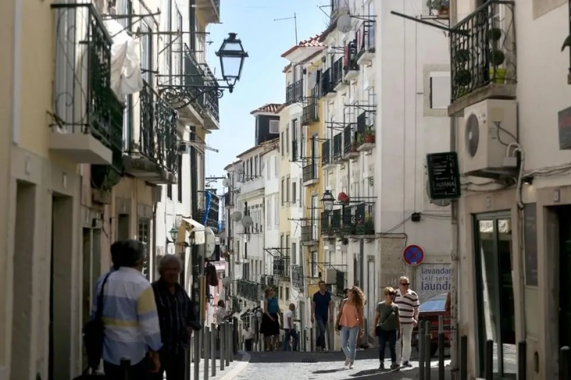 σπίτι σε Lisboa, Rua da Adiça 10004303