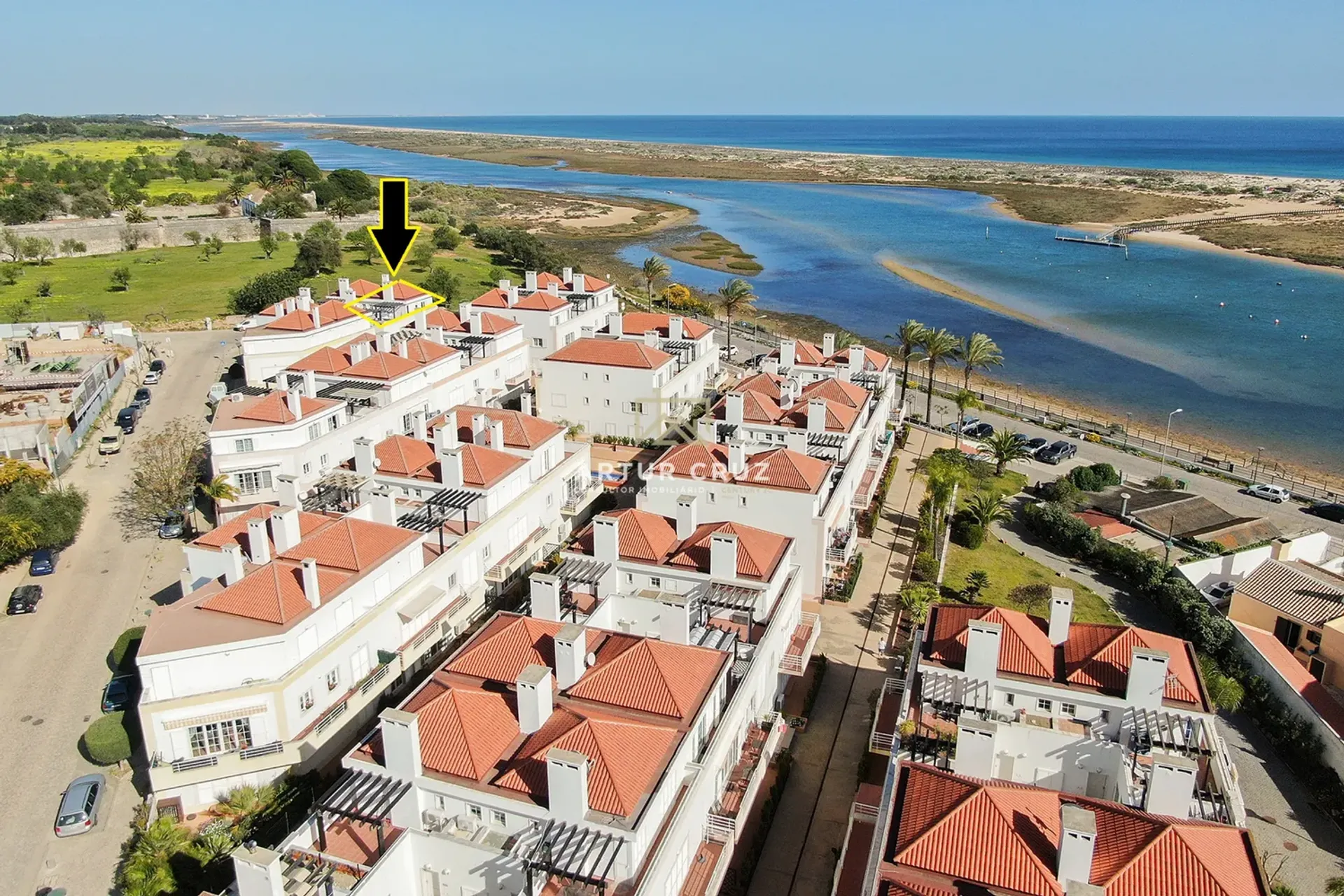 Condominium in Cabanas, 12 Rua Miguel Corte Real 10004335