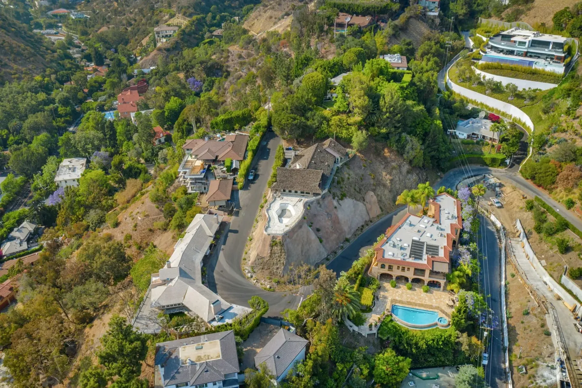 loger dans Los Angeles, 1326 Beverly Estate Drive 10004863