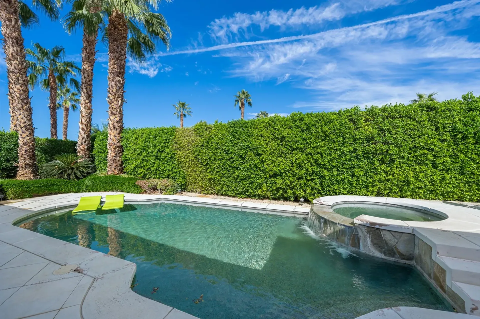 Huis in Indian Wells, 74948 Verbena Court 10005396