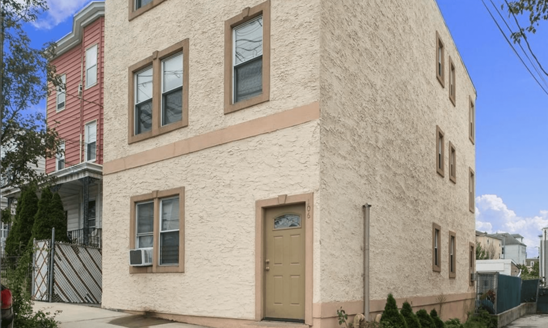 Résidentiel dans Yonkers, 106 Lockwood Avenue 10005723