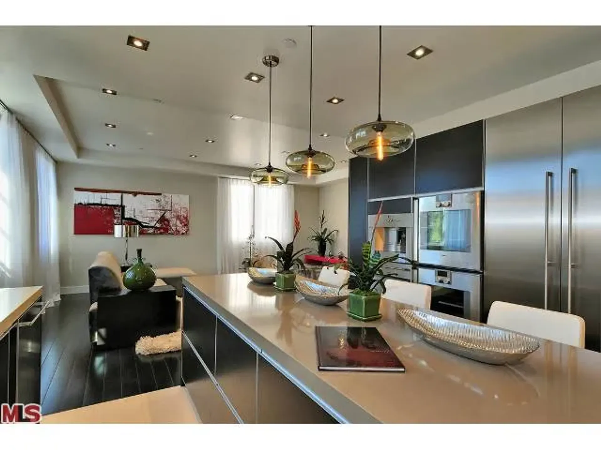 Condominium dans Beverly Hills, 443 North Palm Drive 10006283