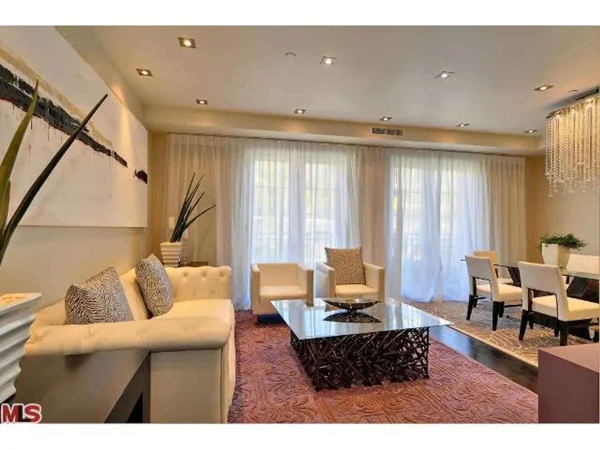 Condominium dans Beverly Hills, 443 North Palm Drive 10006283