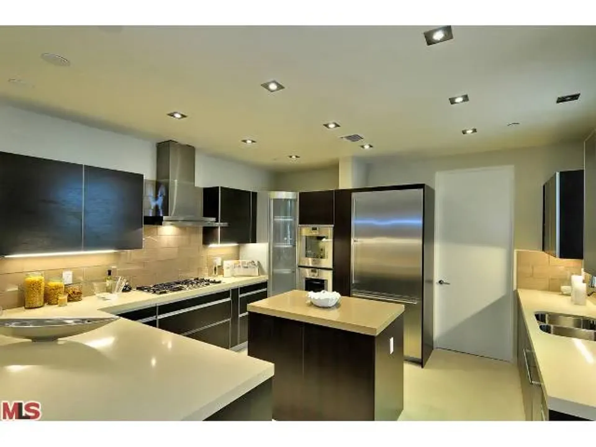 Condominio en Beverly Hills, 443 North Palm Drive 10006283