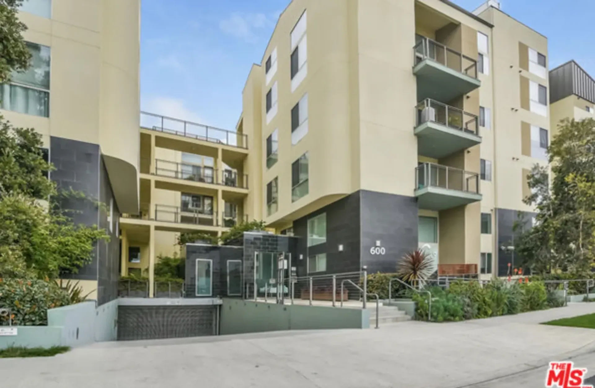 Condominio nel Parklabrea, 600 South Ridgeley Drive 10006284