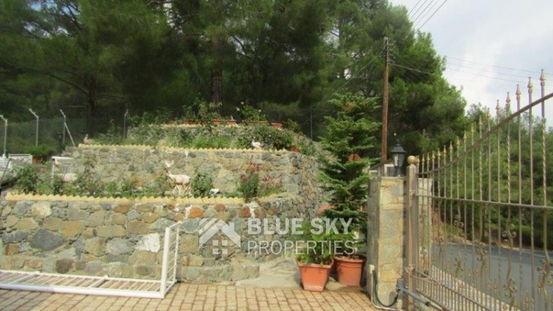 House in Soularavia, Lemesos 10008975