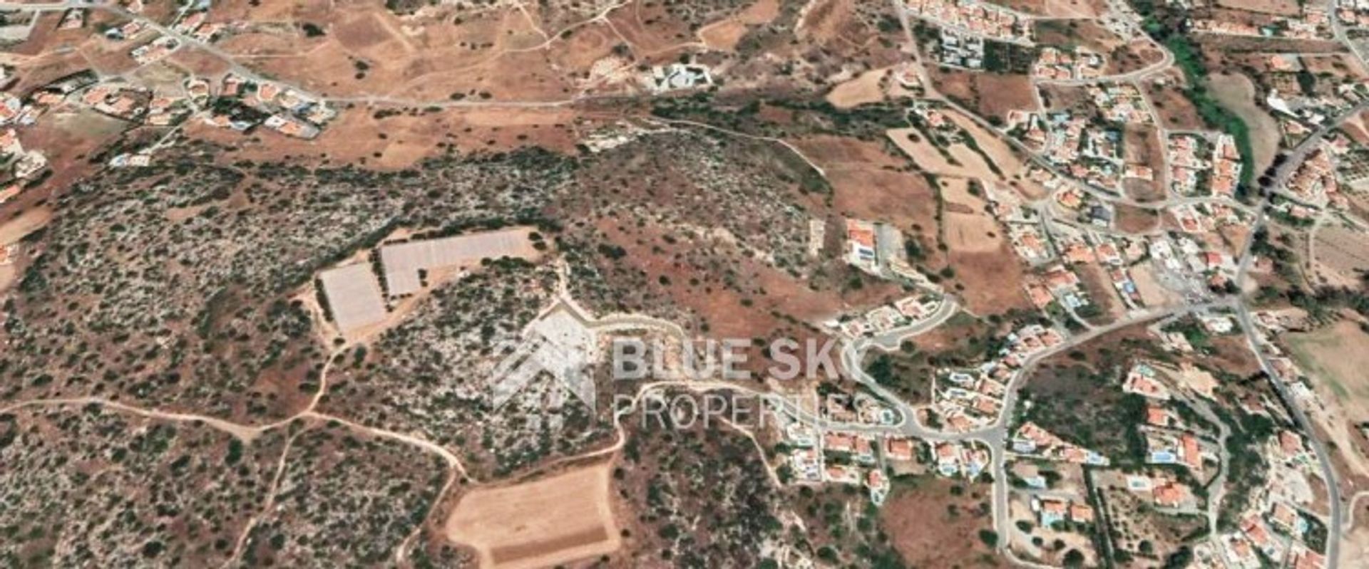 Tierra en Pyrgos, Lárnaca 10009328