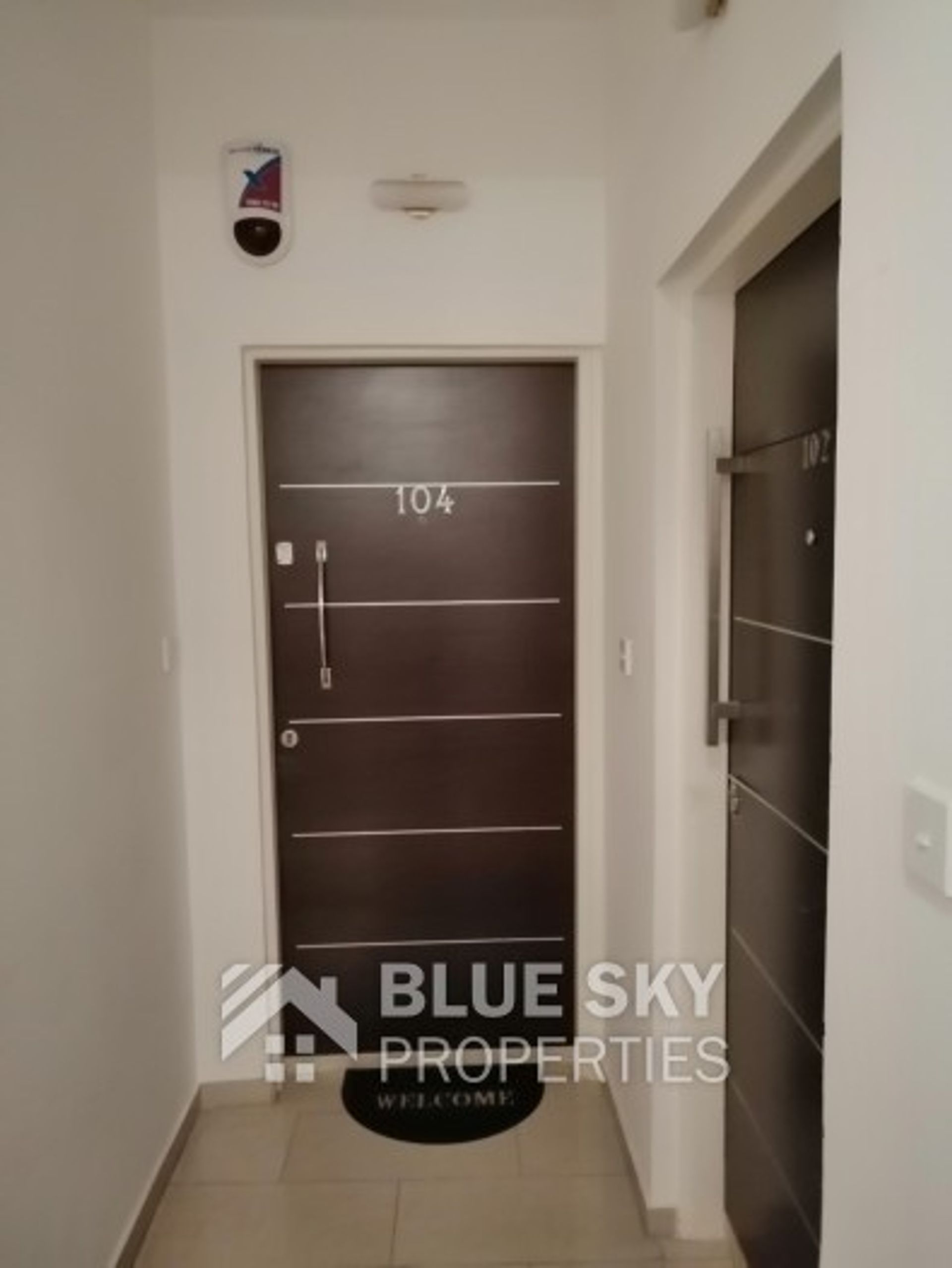 Condominium in Apostolou Petrou & Pavlou, Limassol 10009685