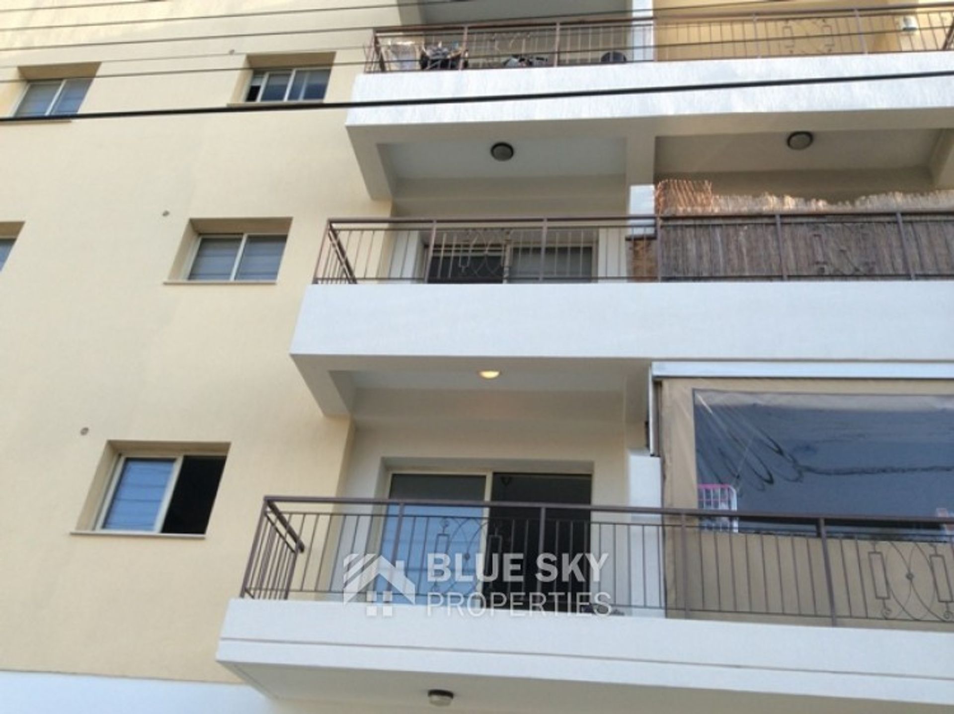 Condominium in Mesa Geitonia, Limassol 10009884