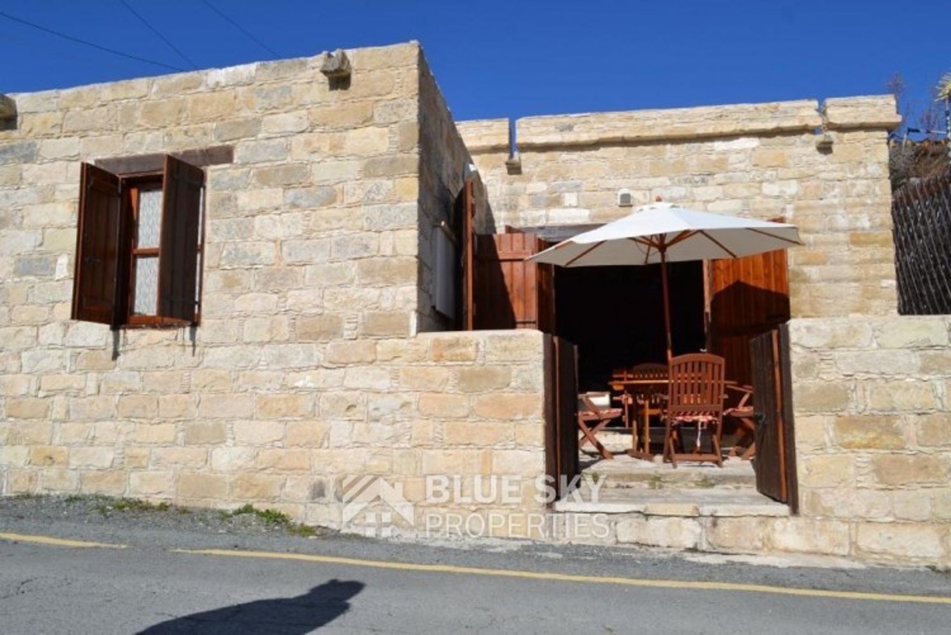 House in Apsiou, Limassol 10010003