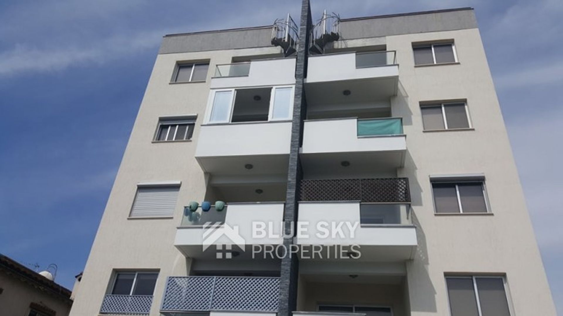 Condominio nel Apostolos Andreas, Limassol 10010046