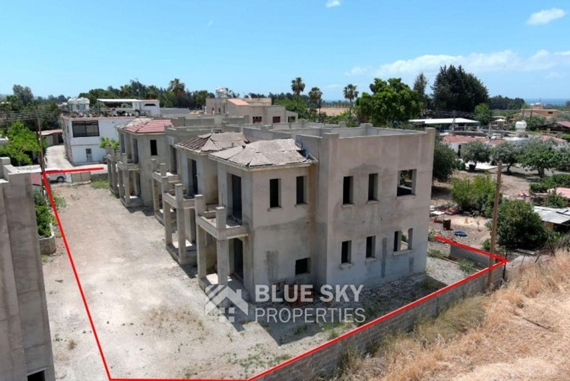 Condominium in Agia Marinouda, Pafos 10010521