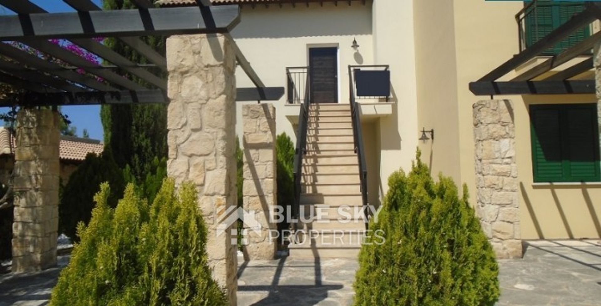 Condominium in Aphrodite Hills, Paphos 10010815