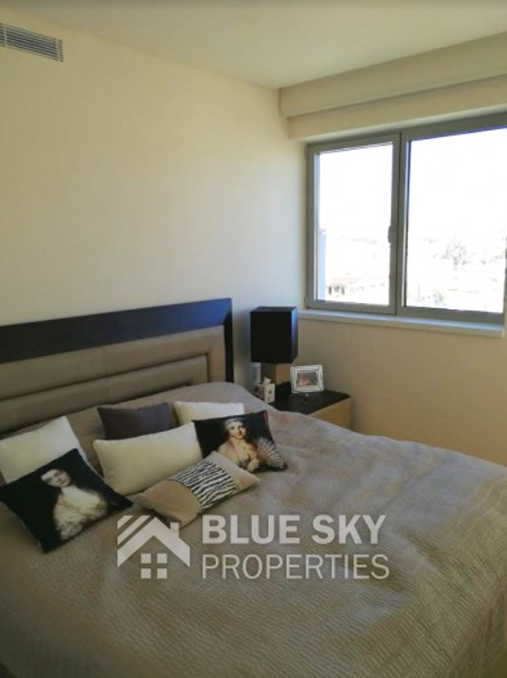 Condominium in Neapoli, Limassol 10011665