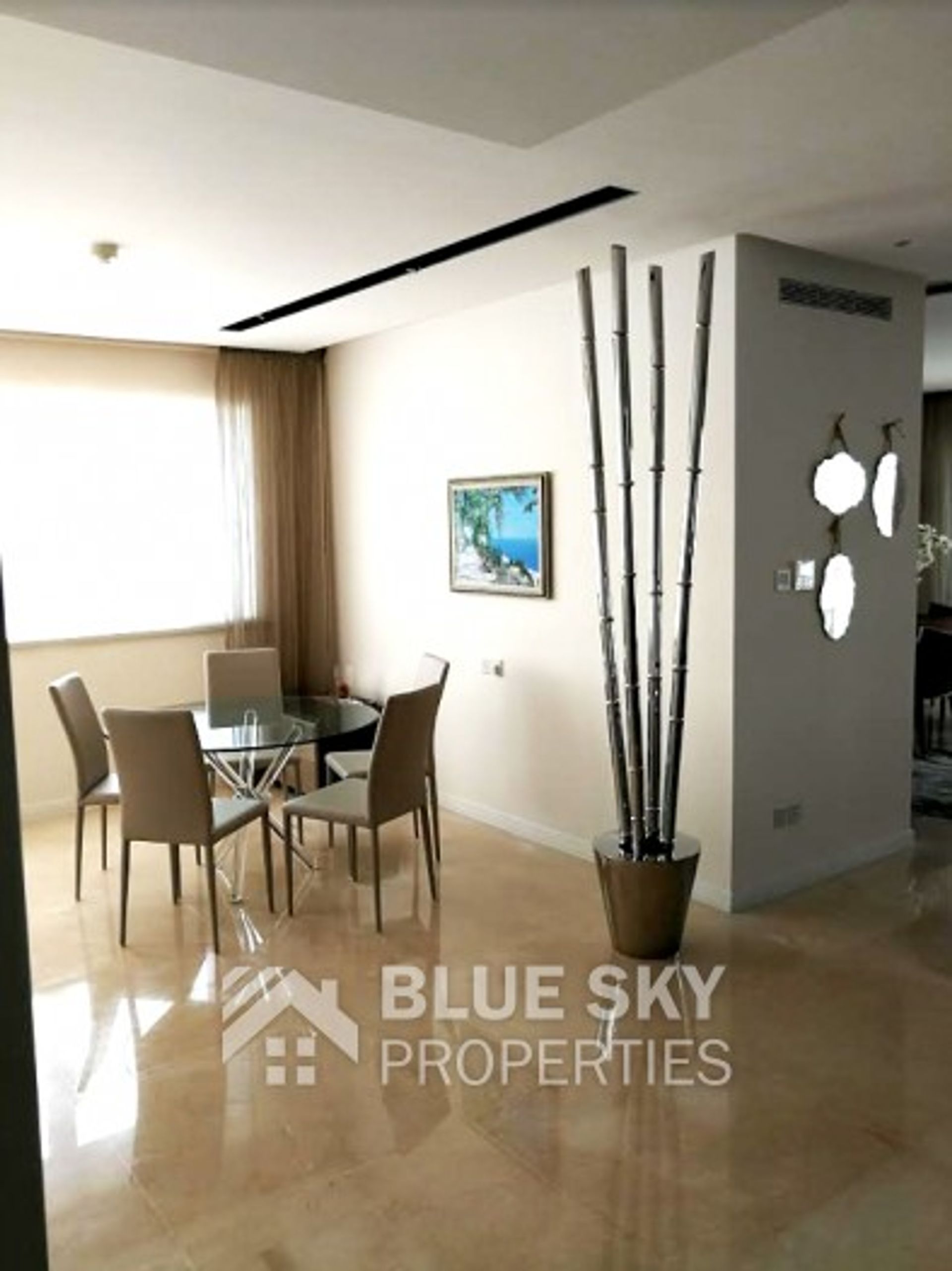 Condominium in Neapoli, Limassol 10011665