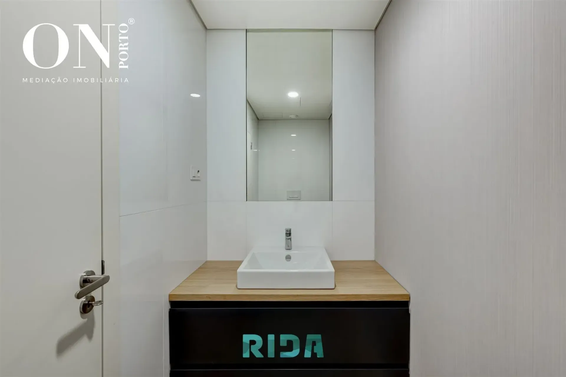 Condominium in Porto, Rua de Gondarém 10012970