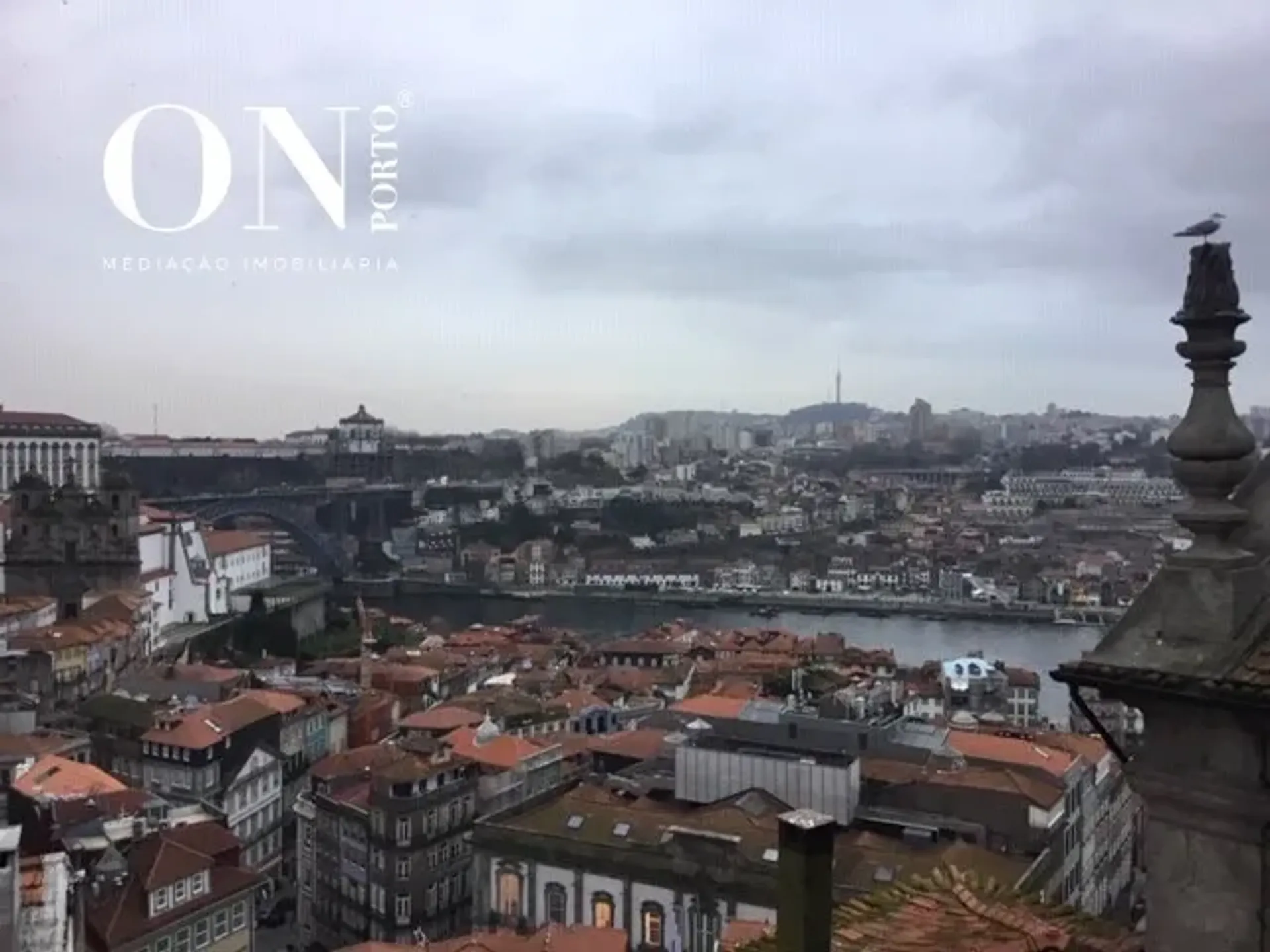 商业的 在 Porto, 103 Rua da Picaria 10012996