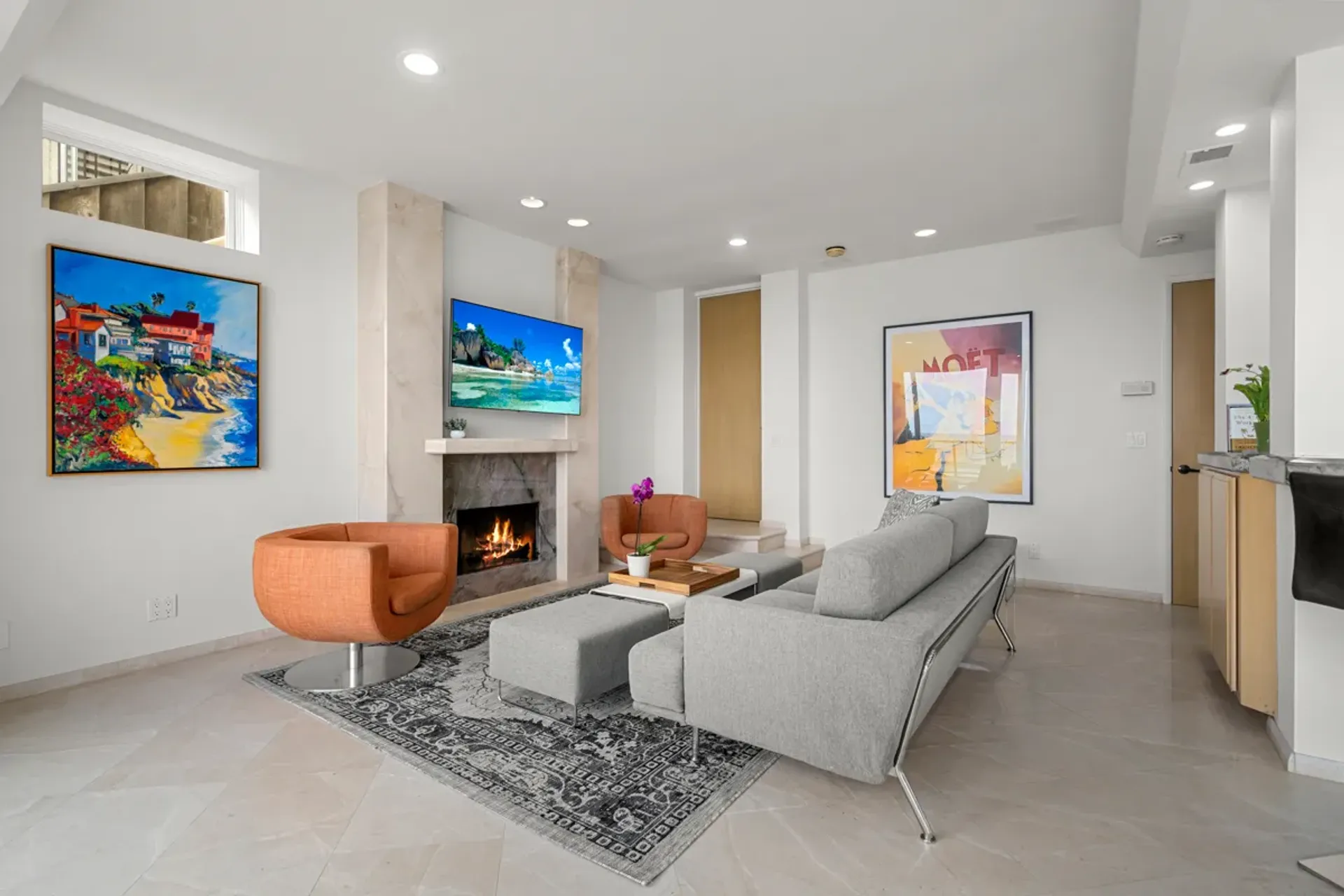 Condominium in Laguna strand, 925 Gaviota Drive 10013826