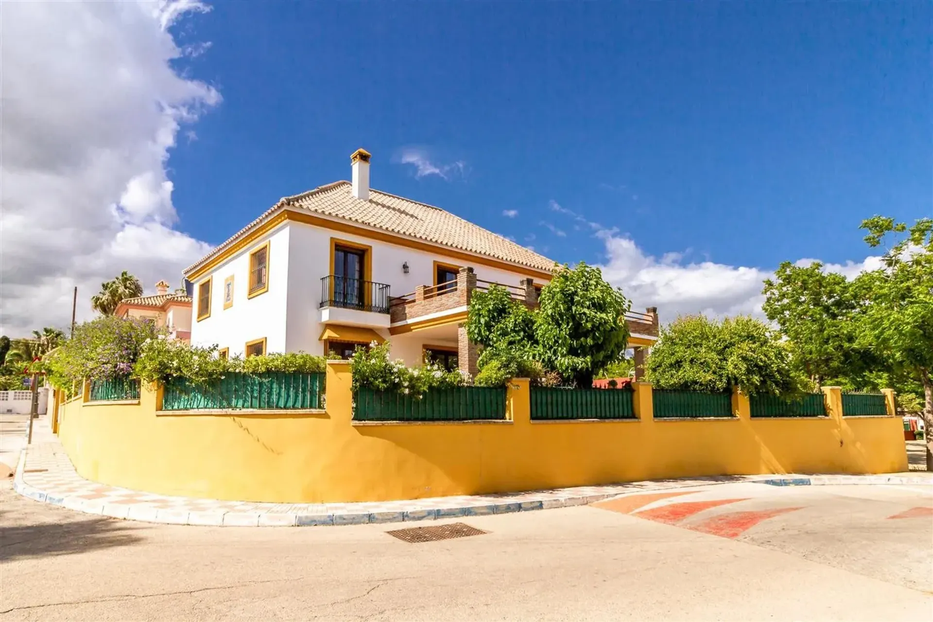 住宅 在 San Pedro Alcántara, Calle Everest 10013892