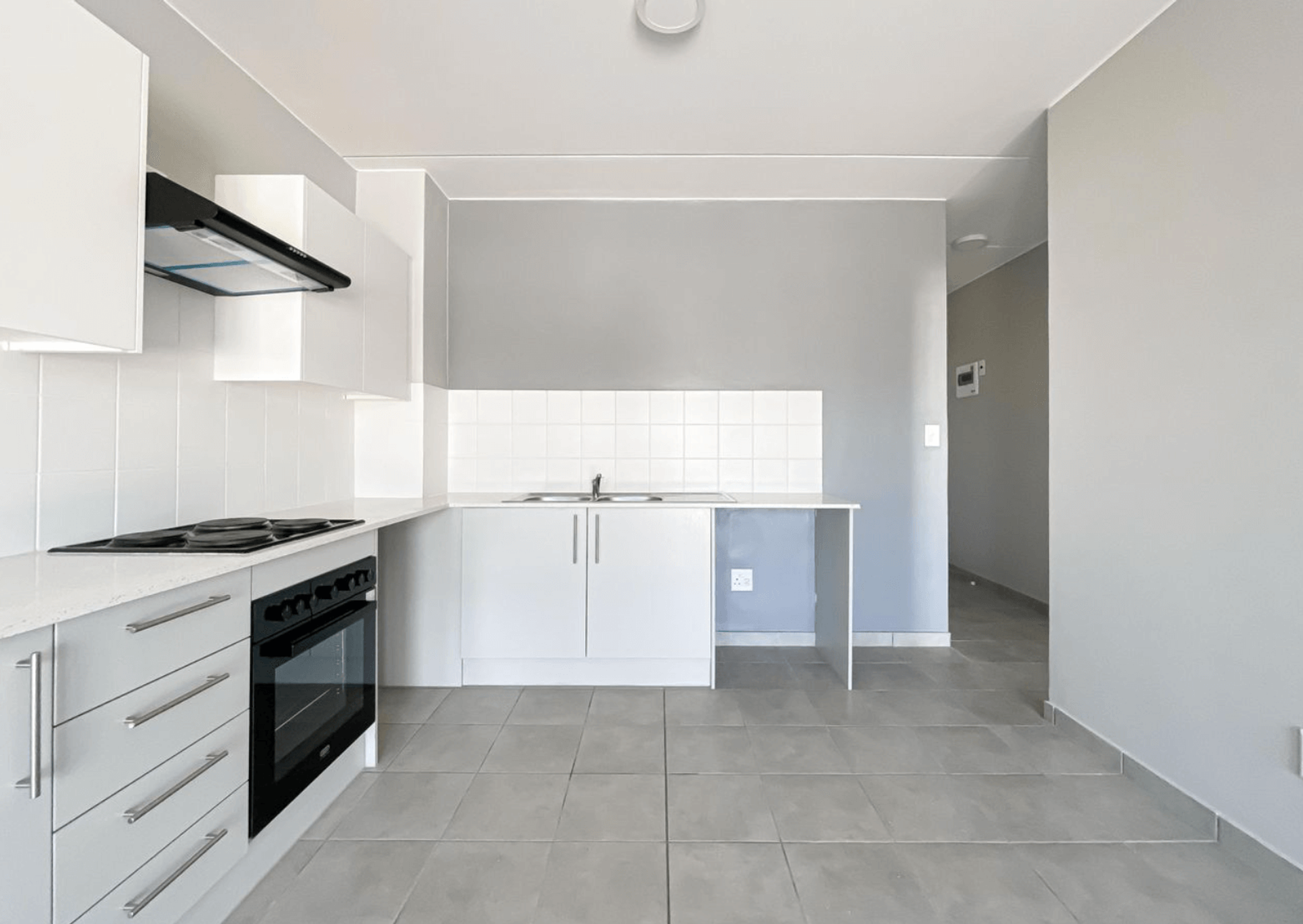 Condominium in Cape Town, Western Cape 10014670