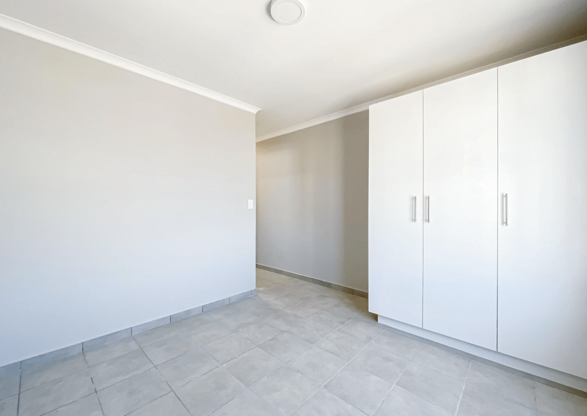 Condominium in Cape Town, Western Cape 10014670