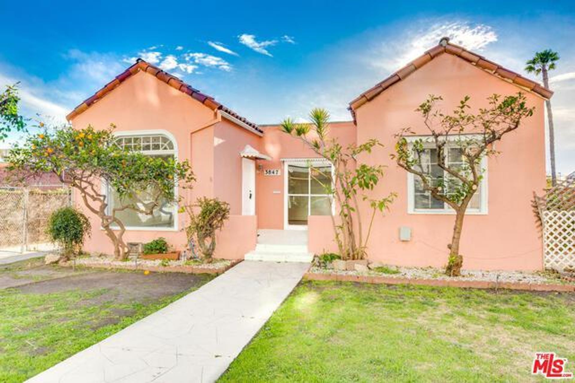 House in Culver City, 3847 Dunn Drive 10014887