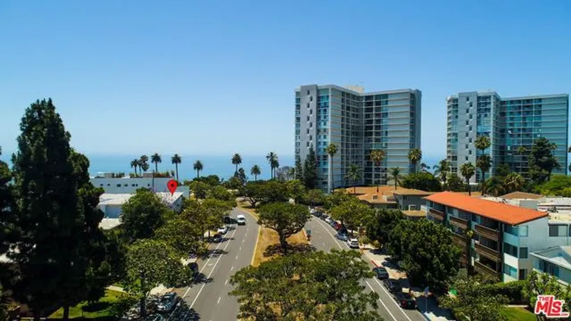 Condominium in Santa Monica, 130 San Vicente Boulevard 10014898