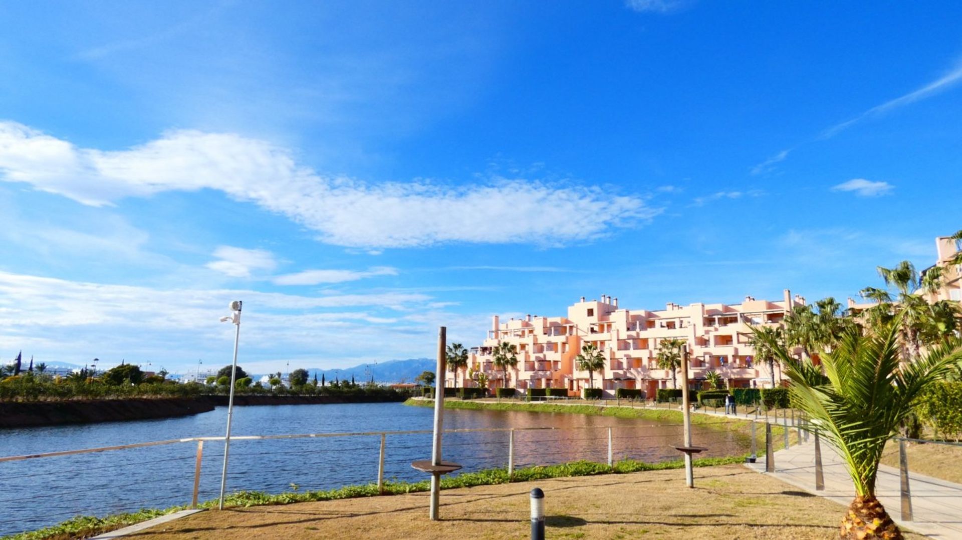 קוֹנדוֹמִינִיוֹן ב Condado De Alhama Golf Resort, Murcia 10014991