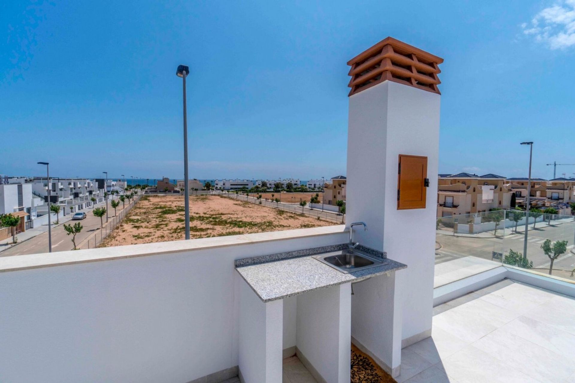 House in Torre De La Horadada, Alicante 10015000