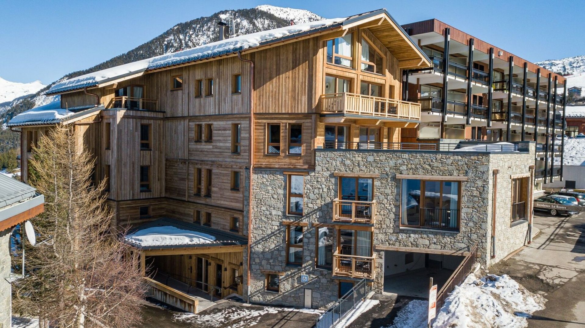 Condominium in Courchevel, Rhone Alps 10015155