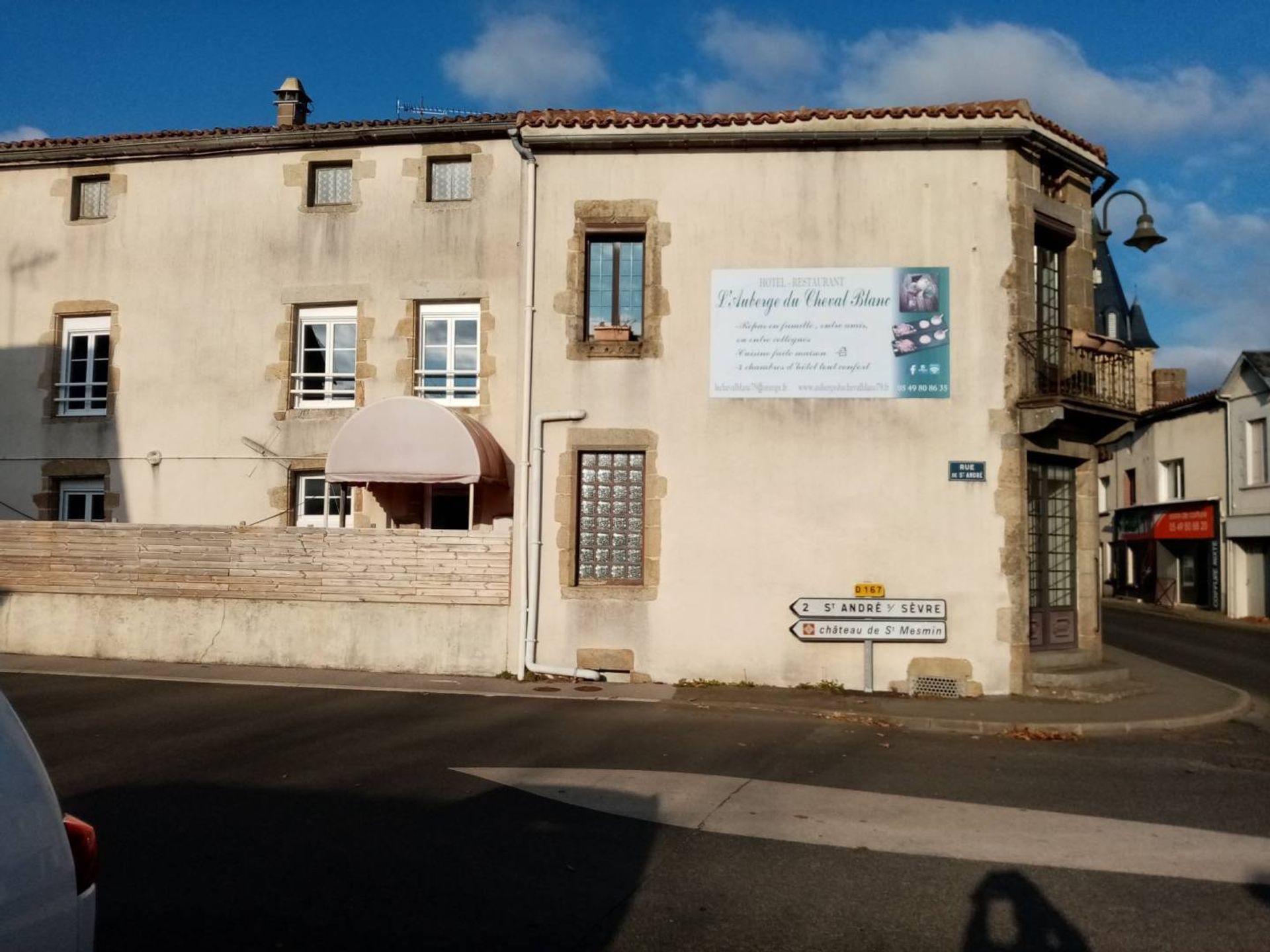 Huis in La Foret-Sur-Sevre,  10015306