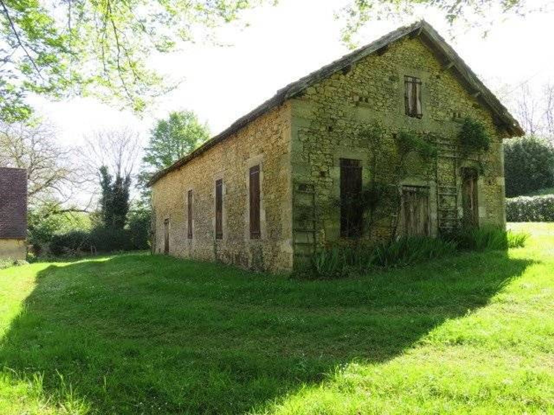 Будинок в Alles-Sur-Dordogne,  10015309