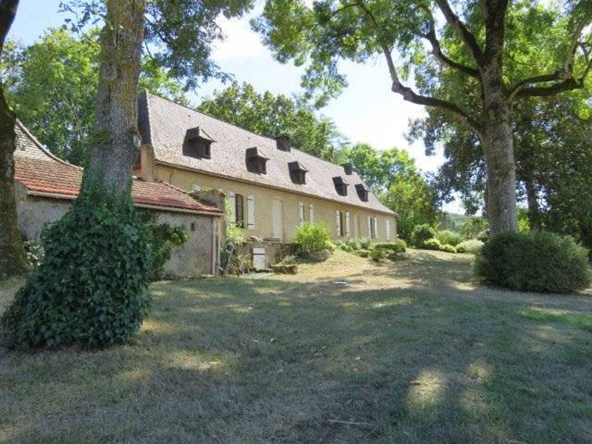 casa no Alles-sur-Dordogne, Nova Aquitânia 10015309