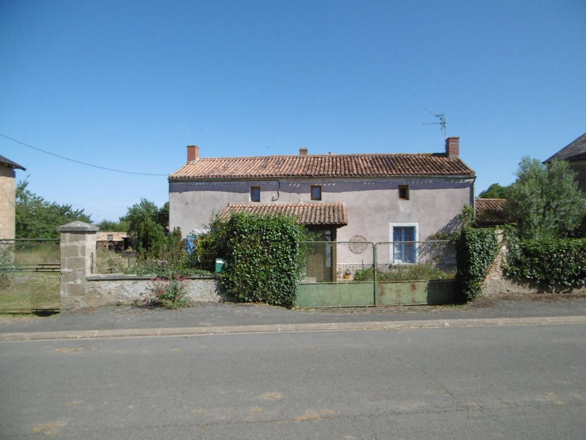 casa en Assais-Les-Jumeaux,  10015317