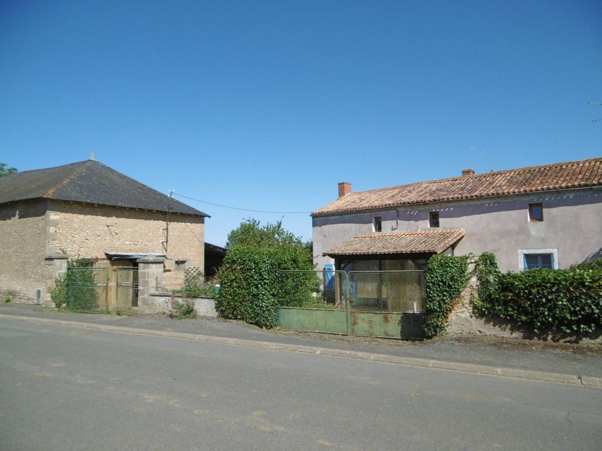 casa en Assais-Les-Jumeaux,  10015317