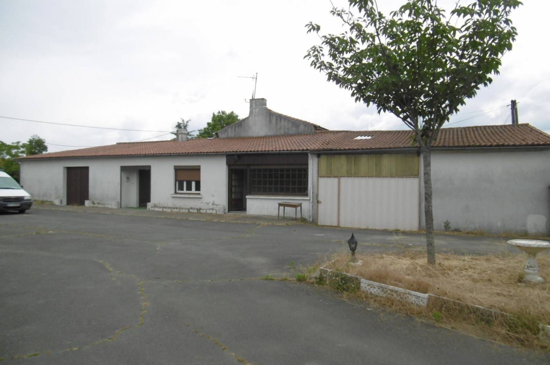 Casa nel La Chapelle Gaudin, Nuova Aquitania 10015333