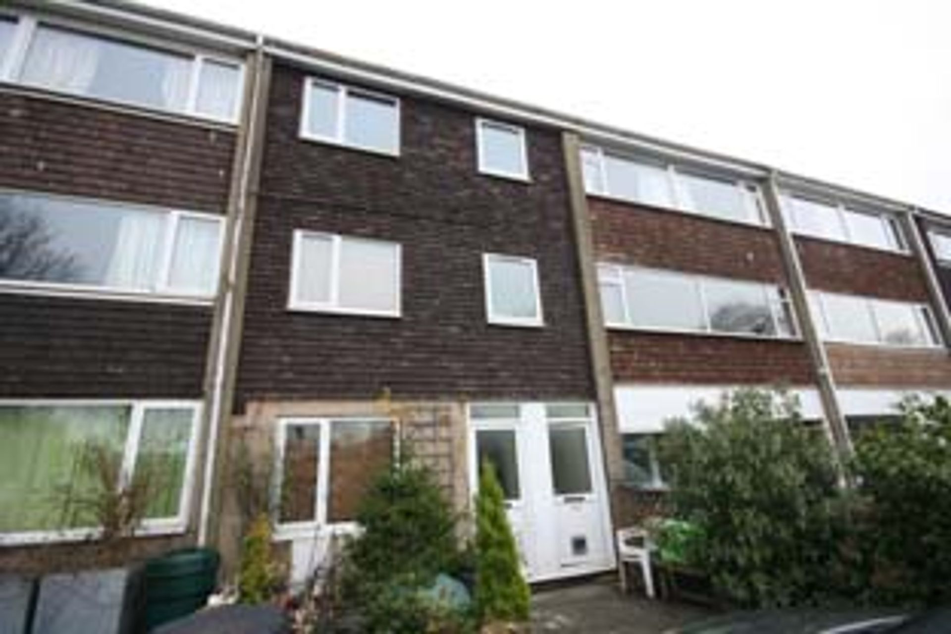 Condominium in Ben Rhydding, Bradford 10015787