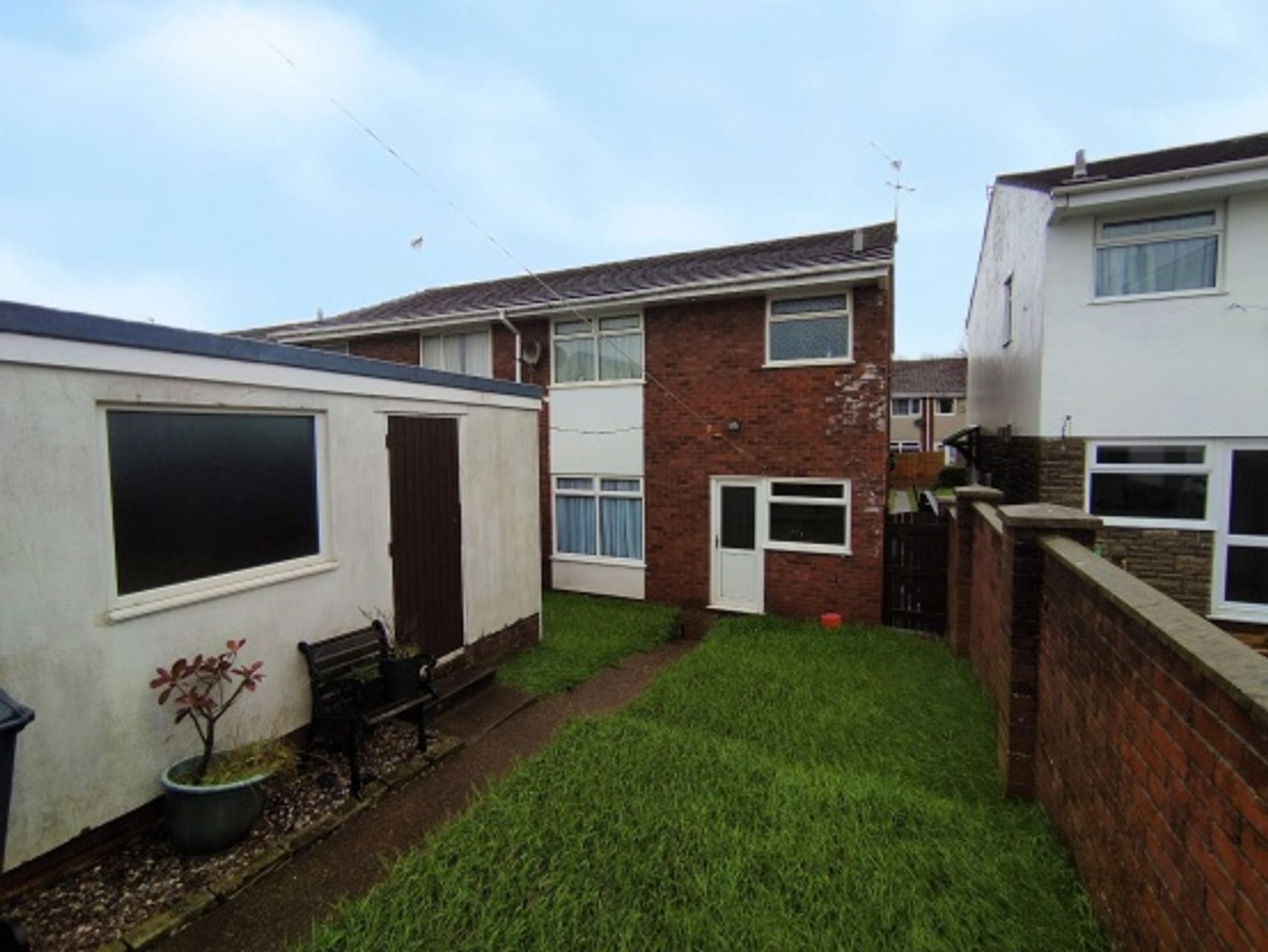 House in Saint Mellons, Cardiff 10015927