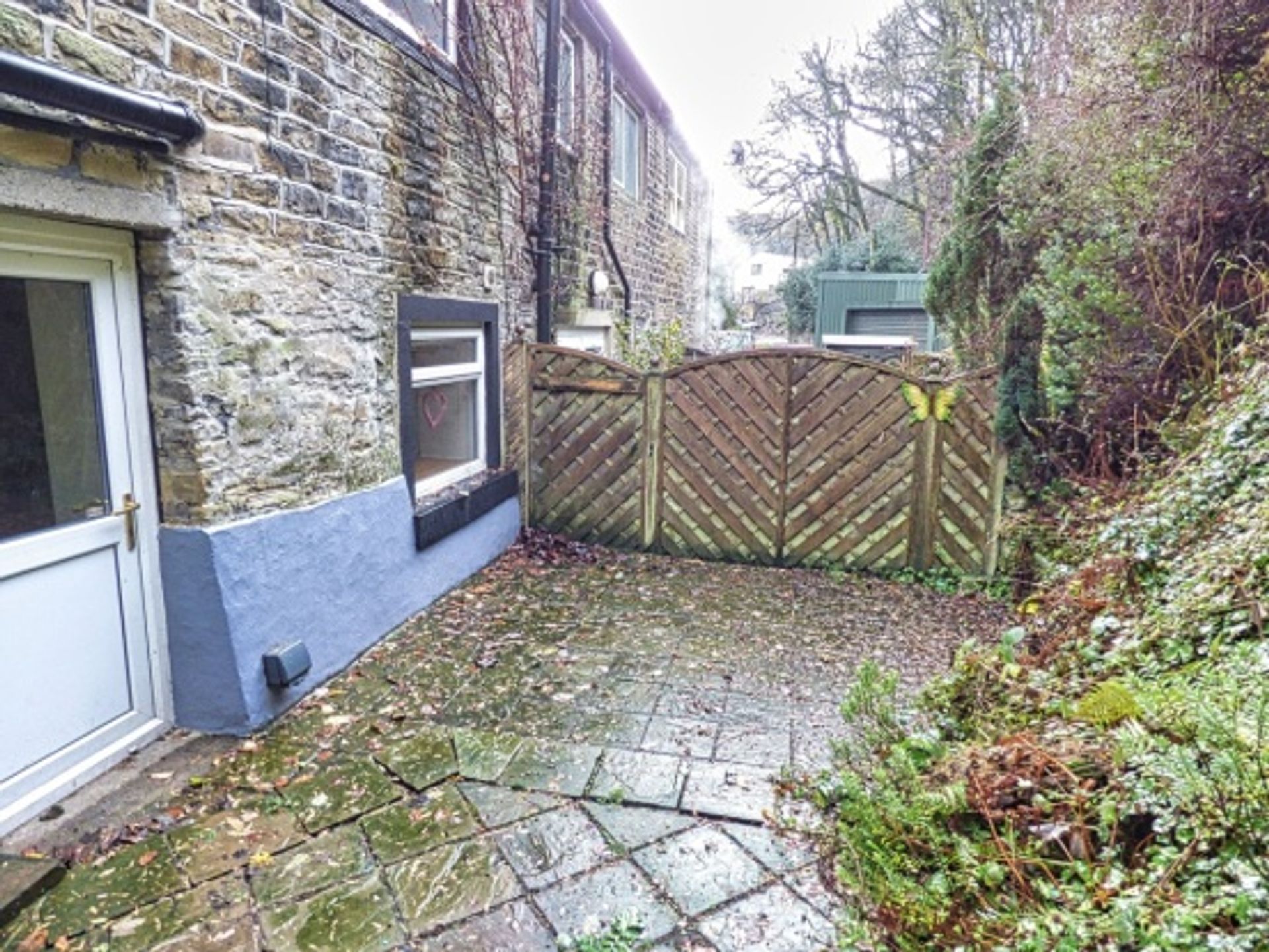 House in Sowerby Bridge, West Yorkshire 10016007