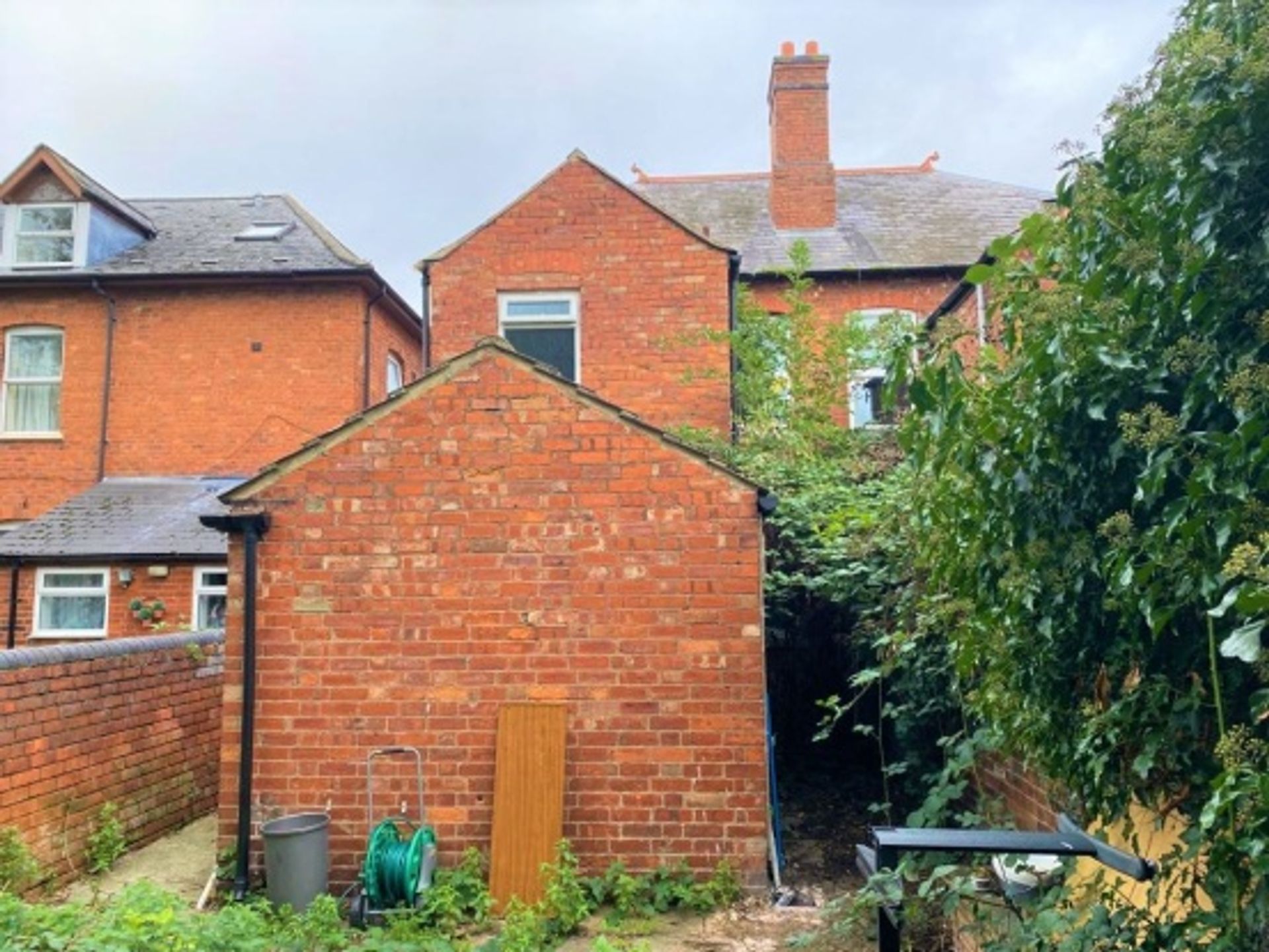 casa en Gloucester, Gloucestershire 10016105