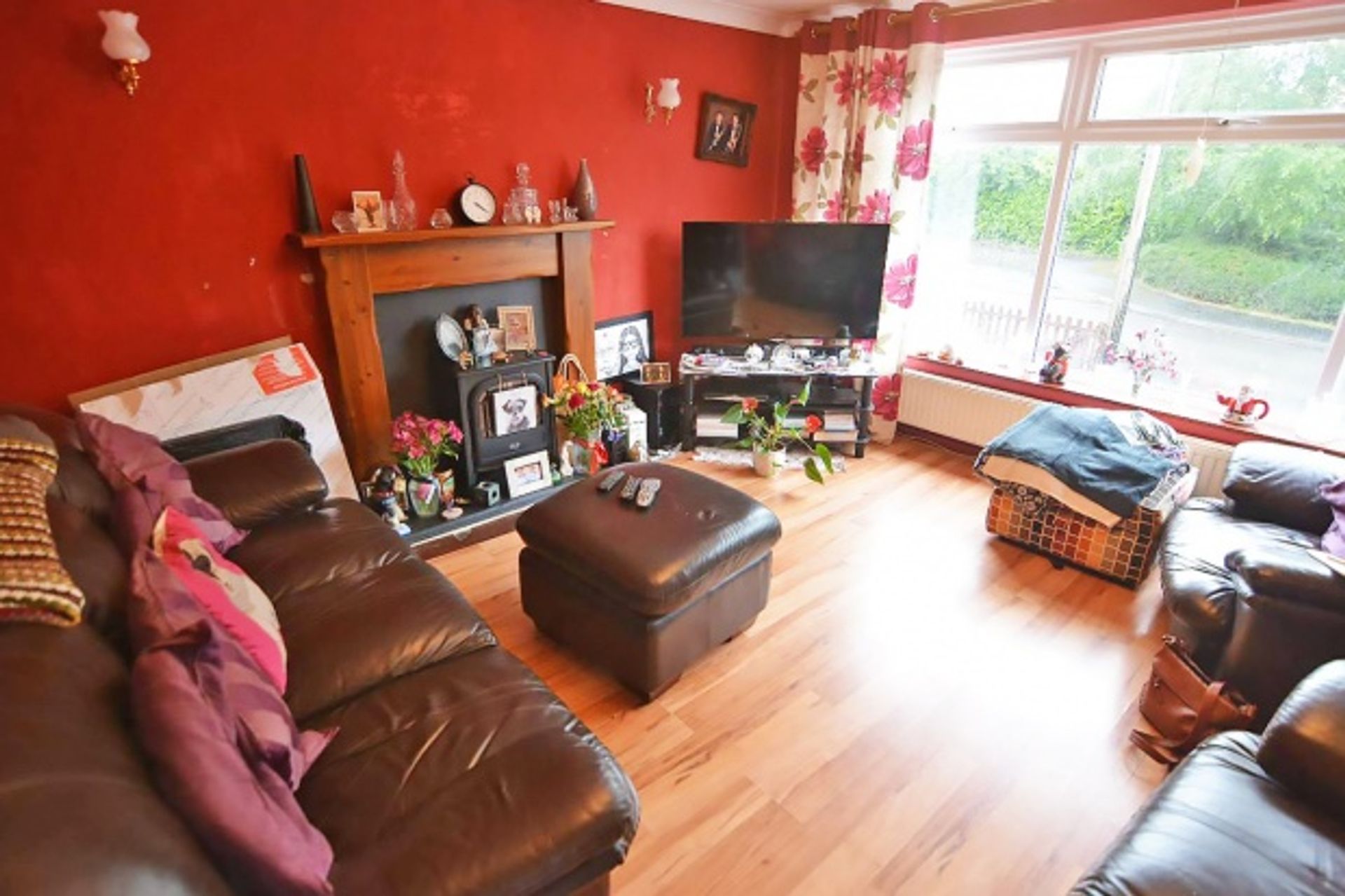 House in Swadlincote, Derbyshire 10016433