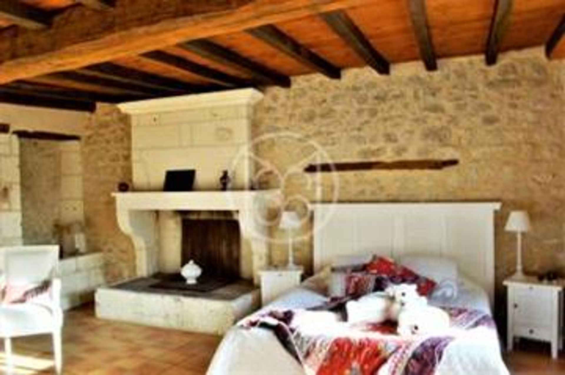 Hus i Chadurie, 16250, France, Poitou-Charentes 10016660