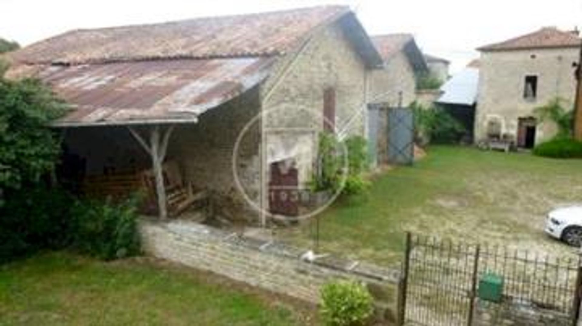 rumah dalam Raix, Nouvelle-Aquitaine 10016694