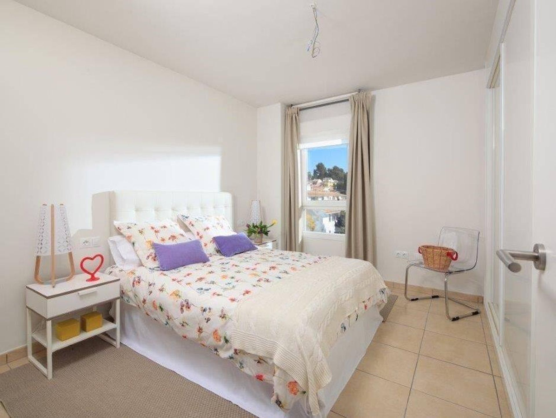 Condominium in Nueva Andalucia, Málaga 10016730