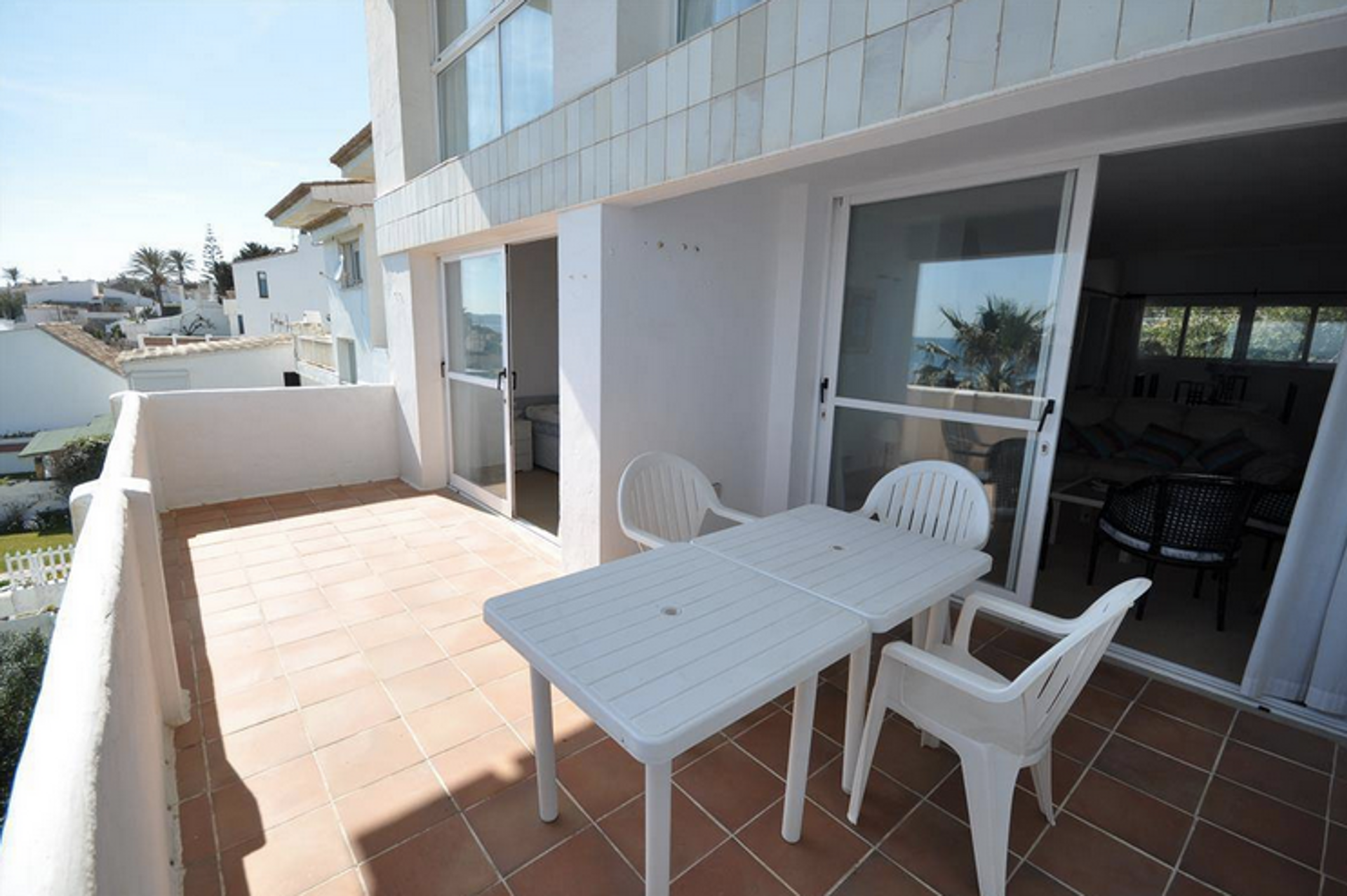 Condominium in Estepona, Málaga 10016733