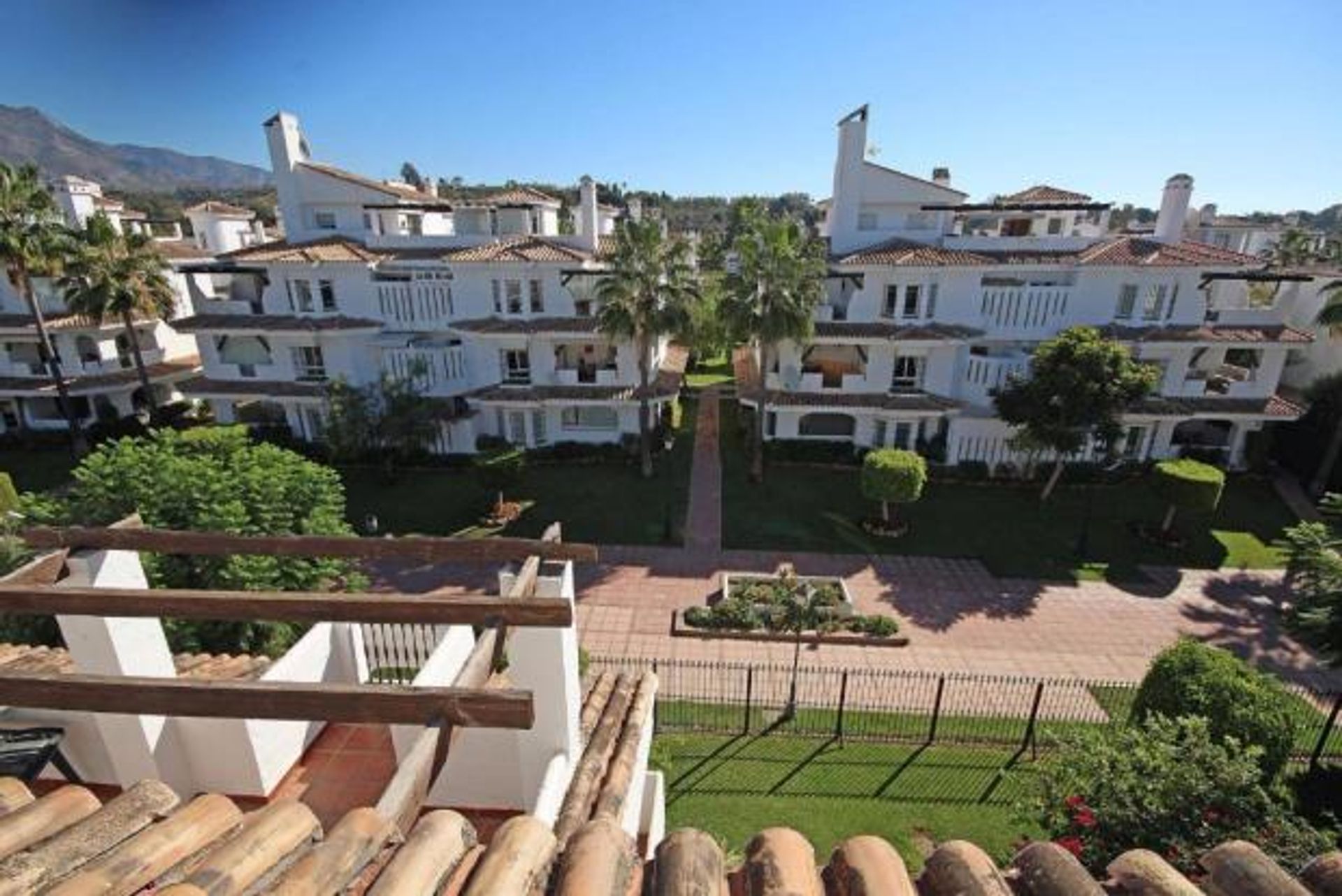 Condominium in Puerto Banus, Málaga 10016734