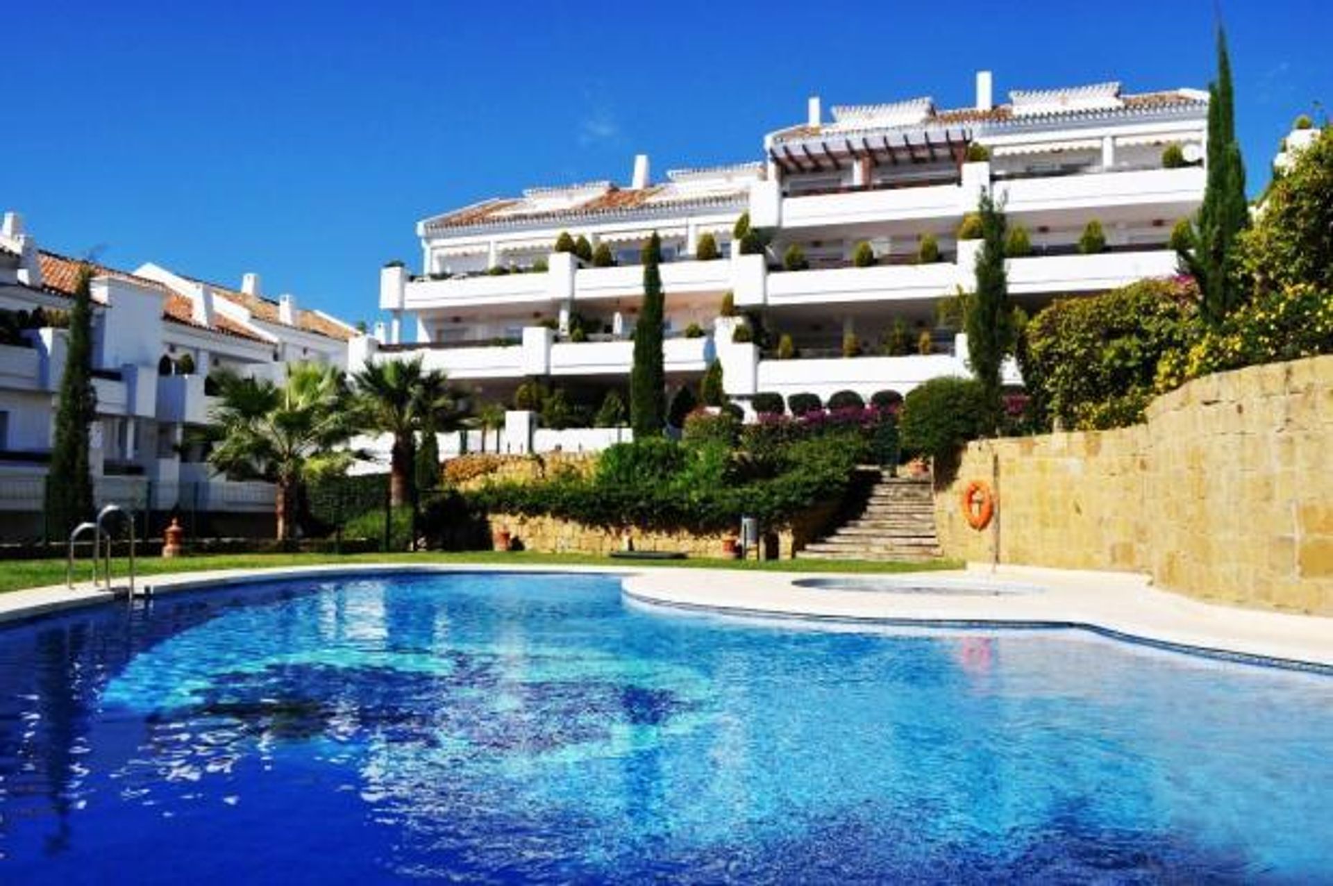 Condominium in El Angel, Andalusia 10016735