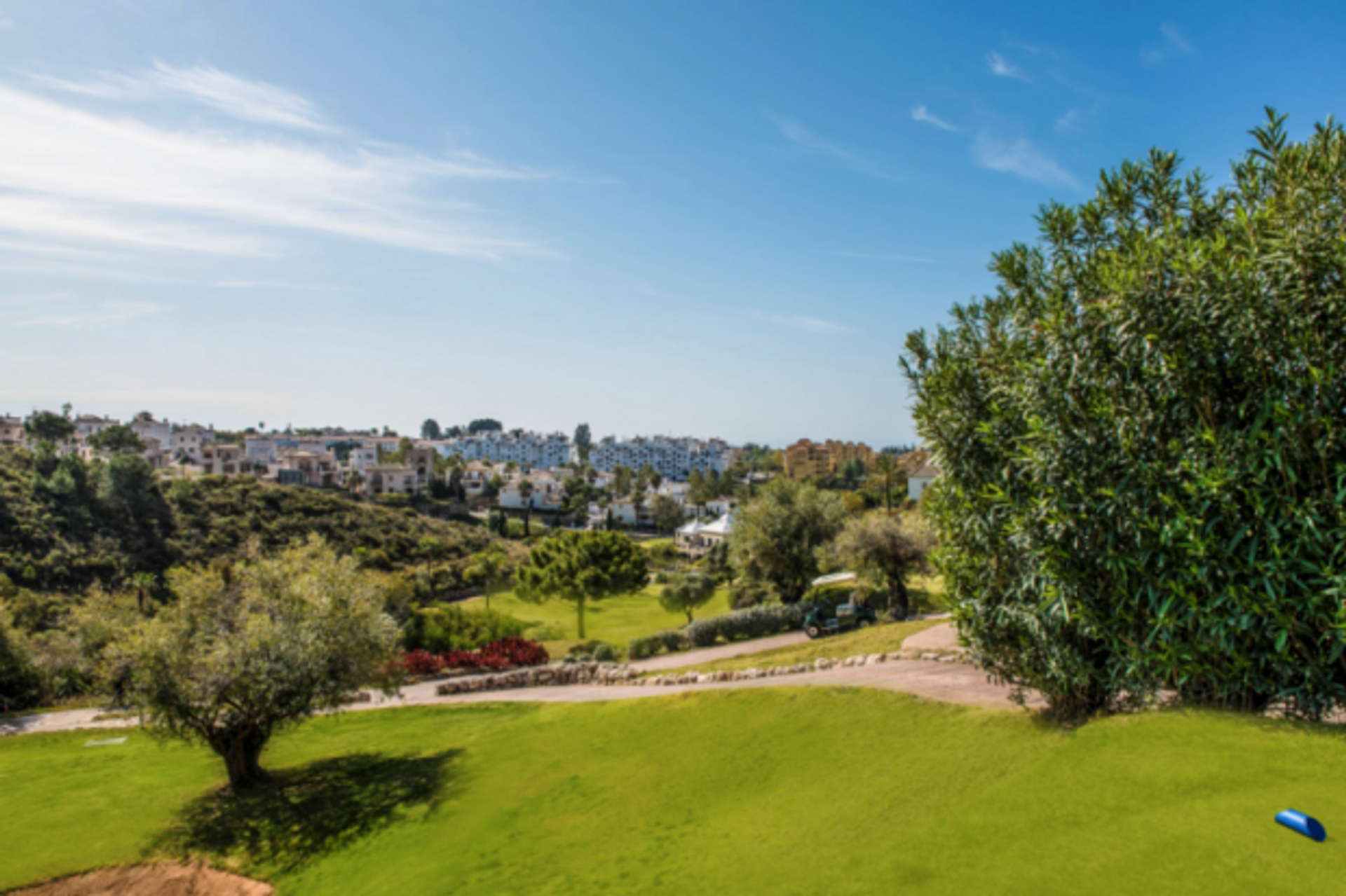 Condominium in Estepona, Málaga 10016758